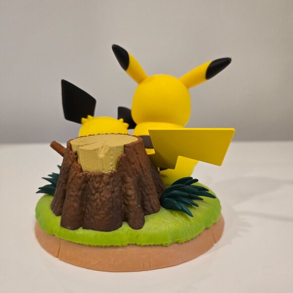 Pokemon Relax Time Pikachu & Pichu Premium Figure (Open Box) - Picture 5 of 5